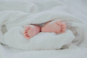 baby feet